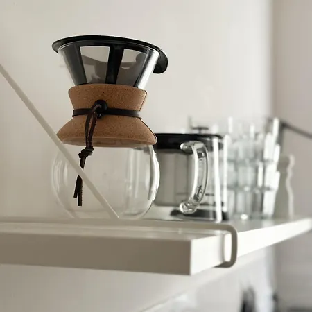 Nook Design-apartments Mit Kueche, Duschbad, Neben U-bahn Station Aber Ruhig Gelegen アパート ベルリン