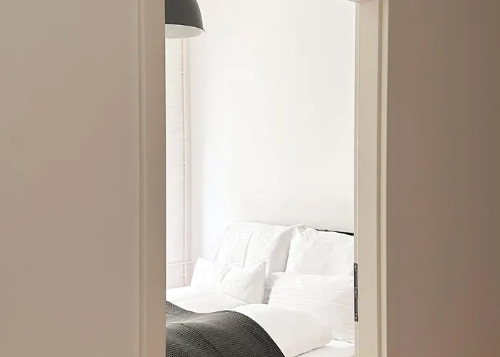 Apartment Nook Design-apartments Mit Kueche, Duschbad, Neben U-bahn Station Aber Ruhig Gelegen Berlin