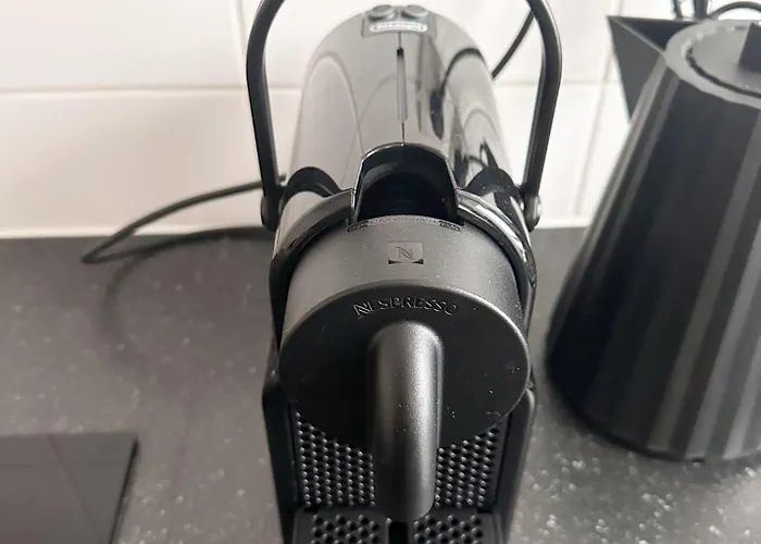 Nook Design-apartments Mit Kueche, Duschbad, Neben U-bahn Station Aber Ruhig Gelegen Berlin