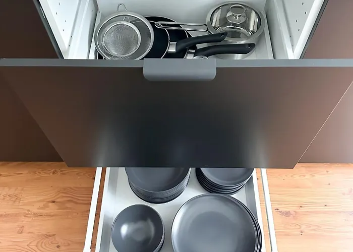 Nook Design-apartments Mit Kueche, Duschbad, Neben U-bahn Station Aber Ruhig Gelegen *