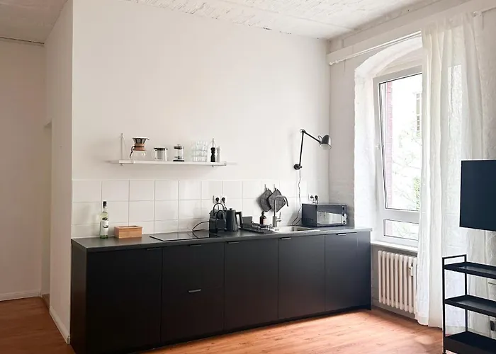 Apartament Nook Design-apartments Mit Kueche, Duschbad, Neben U-bahn Station Aber Ruhig Gelegen *
