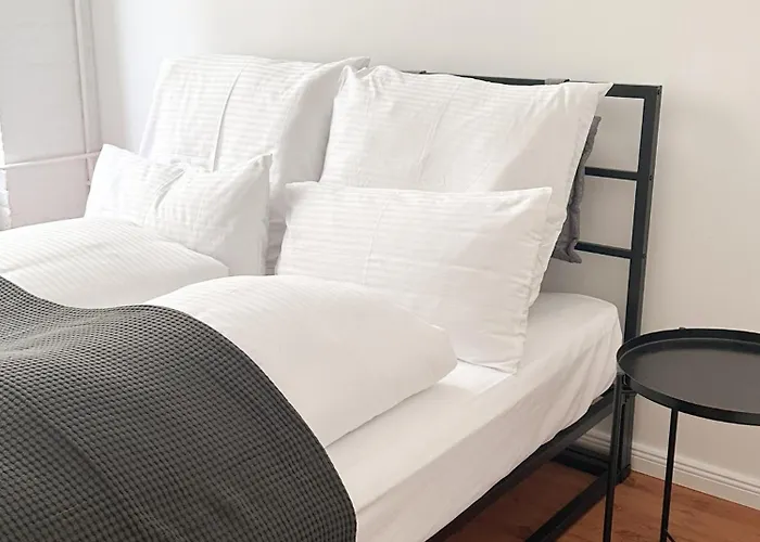 Apartament Nook Design-apartments Mit Kueche, Duschbad, Neben U-bahn Station Aber Ruhig Gelegen Berlin