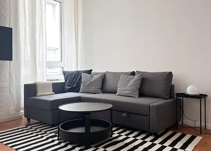 Nook Design-apartments Mit Kueche, Duschbad, Neben U-bahn Station Aber Ruhig Gelegen Apartament *