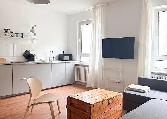 Apartament Nook Design-apartments Mit Kueche, Duschbad, Neben U-bahn Station Aber Ruhig Gelegen Berlin