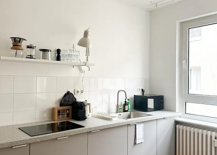 Apartament Nook Design-apartments Mit Kueche, Duschbad, Neben U-bahn Station Aber Ruhig Gelegen