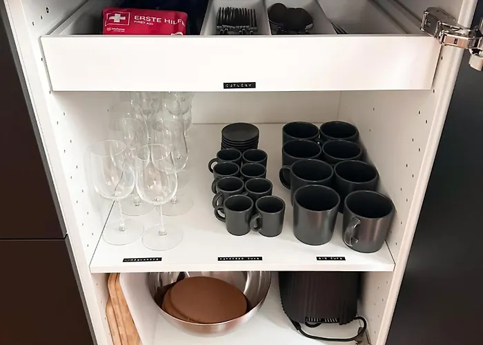 Apartament Nook Design-apartments Mit Kueche, Duschbad, Neben U-bahn Station Aber Ruhig Gelegen *