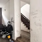 Nook Design-apartments Mit Kueche, Duschbad, Neben U-bahn Station Aber Ruhig Gelegen