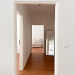 شقة Nook Design-apartments Mit Kueche, Duschbad, Neben U-bahn Station Aber Ruhig Gelegen *