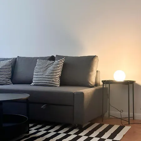 Nook Design-apartments Mit Kueche, Duschbad, Neben U-bahn Station Aber Ruhig Gelegen * Berlin