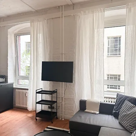 Nook Design-apartments Mit Kueche, Duschbad, Neben U-bahn Station Aber Ruhig Gelegen Berlin