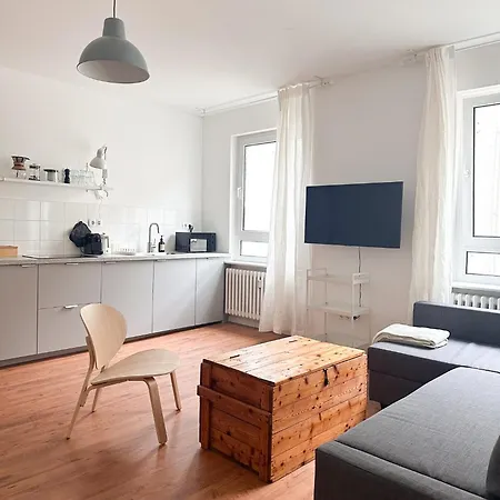 Apartment Nook Design-apartments Mit Kueche, Duschbad, Neben U-bahn Station Aber Ruhig Gelegen Berlin